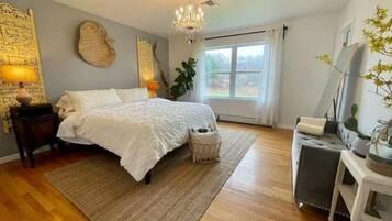 3 bedrooms, travel crib, free WiFi