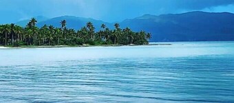 Room for 2 in private villa w/pool @ 5 minute walk to beach