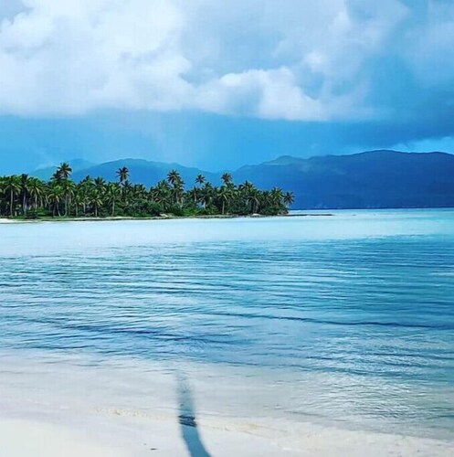 Roomy apartment for 4 people with large pool @ 5 minutes walk to the beach

