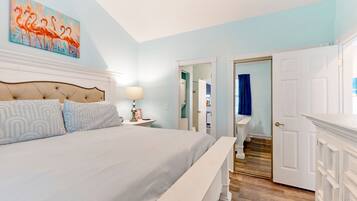 1 slaapkamer, een strijkplank/strijkijzer, internet, beddengoed