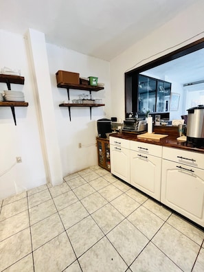 Full-sized fridge, microwave, oven, toaster - Casa ELA Candelaria (Antigua Guatemala)