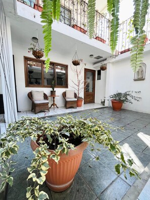 Terrace/patio - Casa ELA Candelaria (Antigua Guatemala)