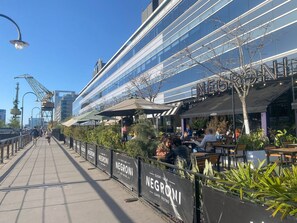 Outdoor dining - Puerto Madero Piso 20 Vista al Rio  (Buenos Aires)
