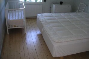 2 dormitorios, cuna de viaje, wifi gratis