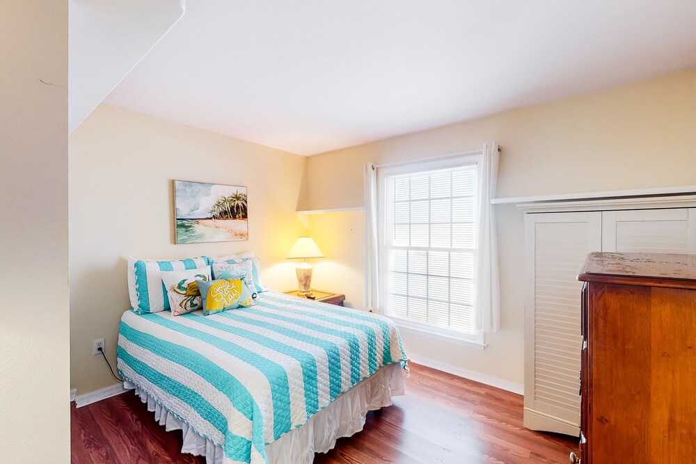 Dogfriendly singlelevel home with a furnished patio & central AC