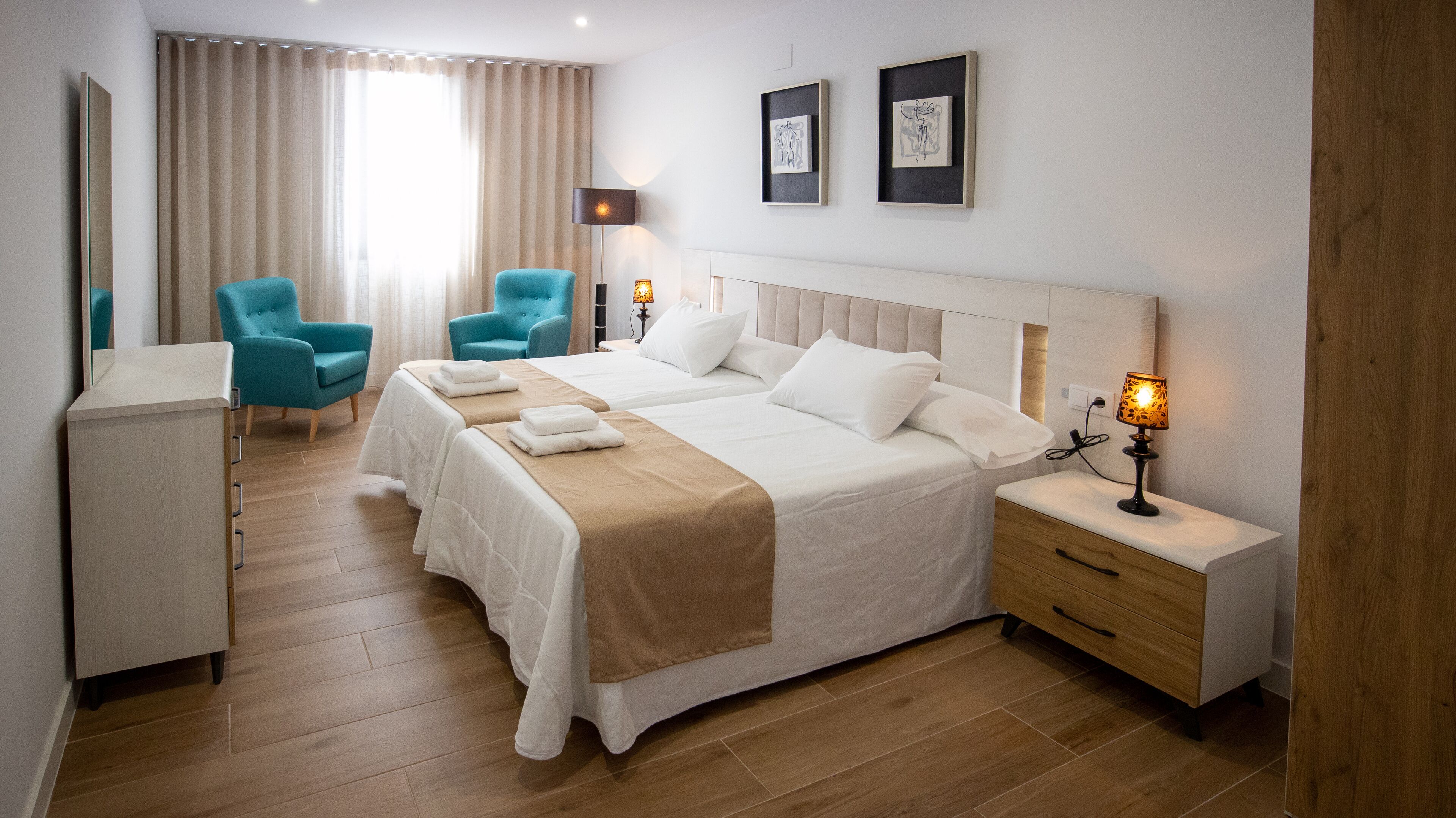 Comfort appartement | Lakens van Egyptisch katoen, luxe beddengoed, donzen dekbedden