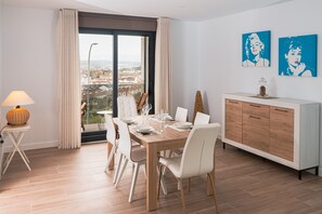 Familienapartment | Esszimmer