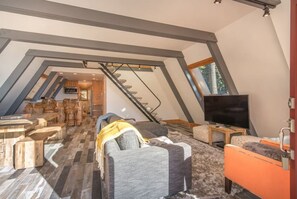 TV connectée, cheminée