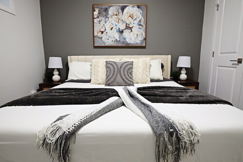 Beautiful Suite King Bed|Long Stays|Disney|Airport