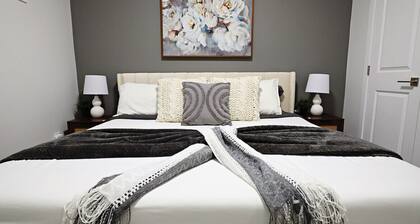 Beautiful Suite King Bed|Long Stays|Disney|Airport