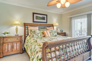 2 bedrooms, desk, iron/ironing board, internet