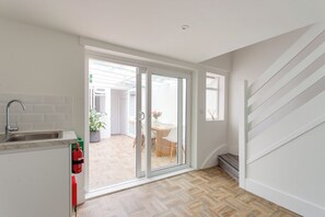 Interior - Spacious Covent Garden Getaway (London)