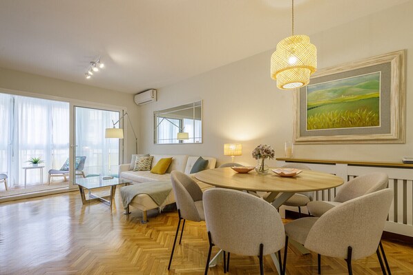 Interior - Malagueta Reding 8 Three Bedrooms (Málaga)