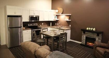 Remodeled Airplane Hanger - feels just like home, designed for comfort