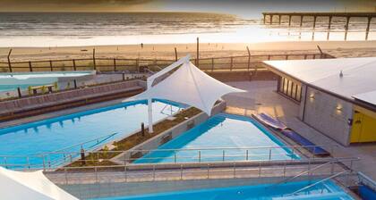 Beachside Bliss: 1 Bed 1 Bath