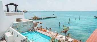 Bartolome Oceanfront Suites