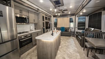 Fridge, microwave, oven, stovetop