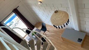 Loft estándar, 1 habitación, vistas a la ciudad | Zona de estar