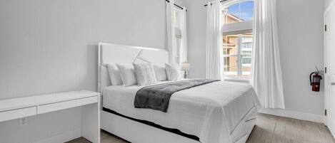 4 chambres, fer et planche à repasser, Wi-Fi, draps fournis