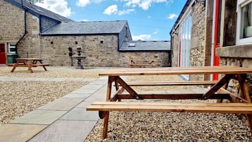 Khuôn viên nơi lưu trú