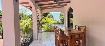 Casa Ola - Casa en Amapala con Piscina