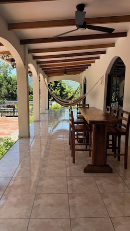 Terrace/patio. Casa Ola - Casa en Amapala con Piscina