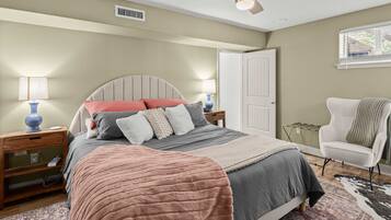 1 bedroom, in-room safe, iron/ironing board, travel cot