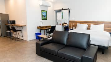 1 camera, una scrivania, ferro/asse da stiro, Wi-Fi gratuito
