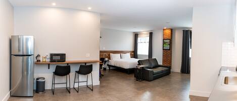 1 bedroom, desk, iron/ironing board, free WiFi