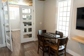 Dining - Rest your weary head (Edmundston)