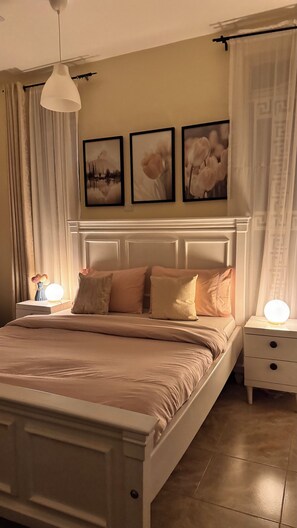 3 chambres, fer et planche à repasser, lit parapluie, Wi-Fi gratuit
