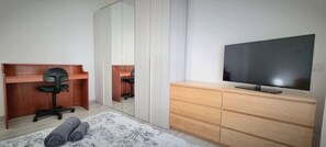 2 bedrooms, iron/ironing board, WiFi, bed sheets - Fantastic Apartment Milan!!! (Milano)