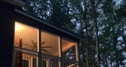 Sugar River Treehouse -relaxing escape among the trees on the serene Sugar River