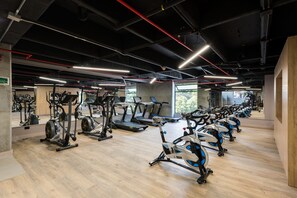 Gym - Go Living and Suites by Jalo (Medellín)