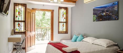 1 habitación, wifi y ropa de cama