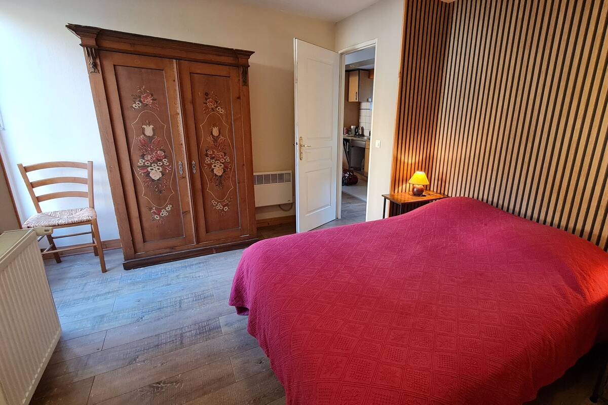 Cortinas blackout y sistema de insonorización 