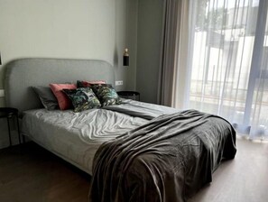 2 bedrooms