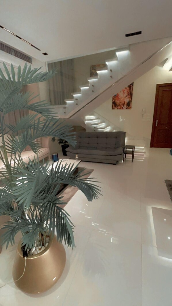 Reception - Mohandessin (Giza)