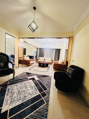 Reception - Mohandessin (Giza)