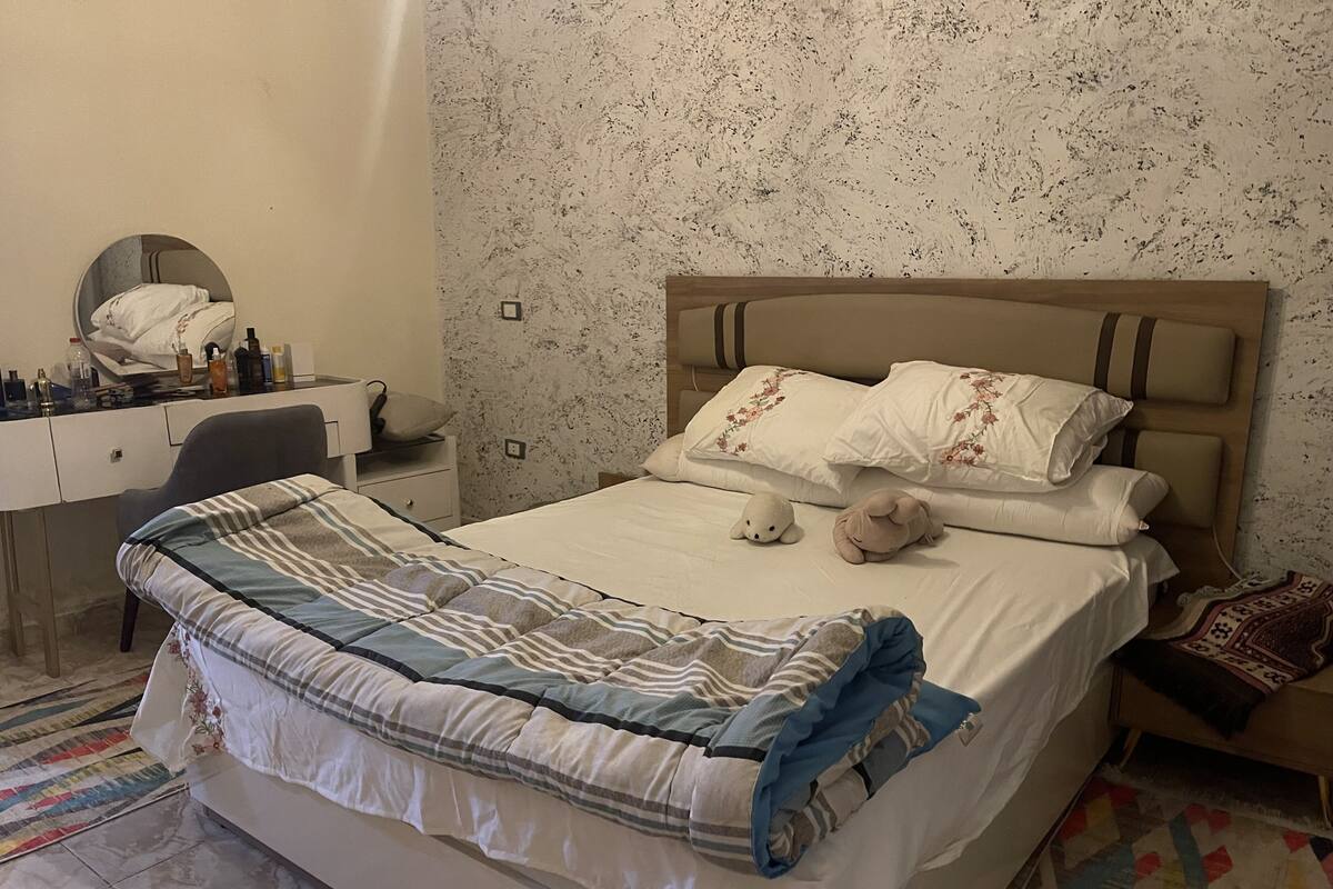2 bedrooms, WiFi (free), individually furnished