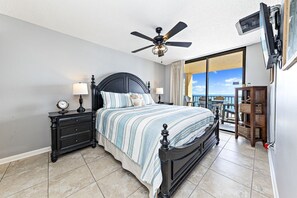 2 bedrooms, iron/ironing board, bed sheets