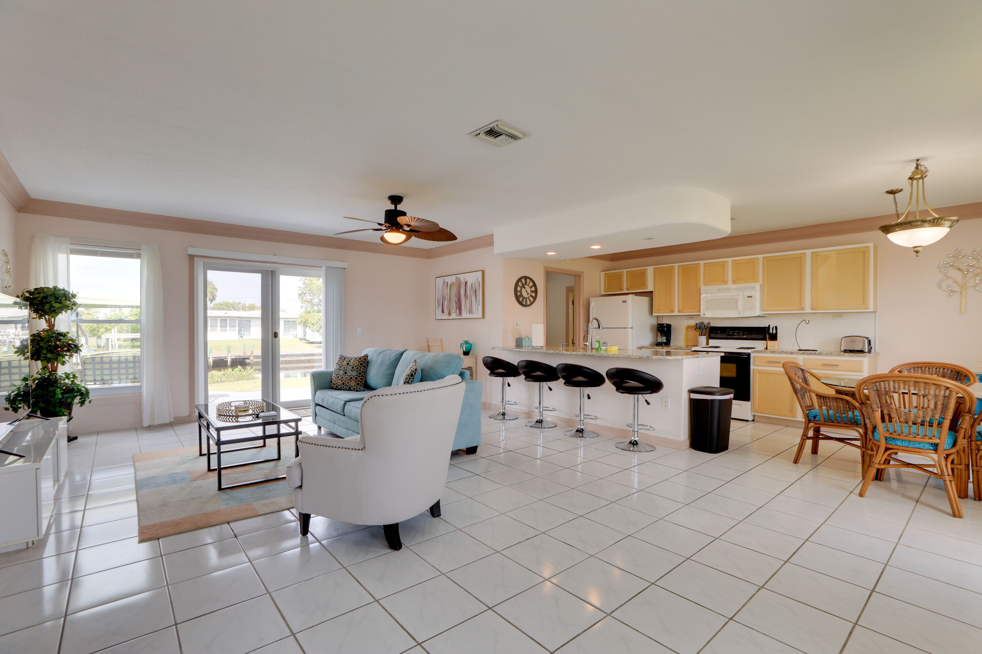 Pet-Friendly Port Charlotte Home w/ Canal Access!