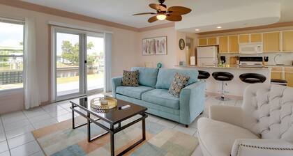 Pet-Friendly Port Charlotte Home w/ Canal Access!