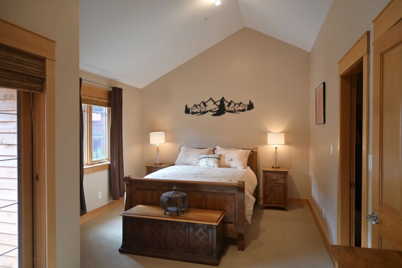 3 chambres, bureau, Wi-Fi gratuit, draps fournis