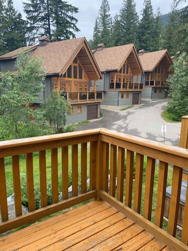 Copper Chalet 6 - sleeps 10