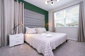 하우스 | 9 개의 침실, 인터넷