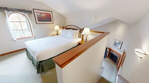 Iron/ironing board, WiFi, bed sheets - Hearthstone Lodge #301 (Sun Peaks)