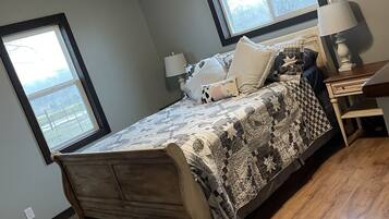 2 bedrooms, bed sheets