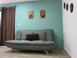 Wi-Fi de cortesia, roupa de cama