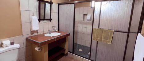Superior Suite | Bathroom | Towels